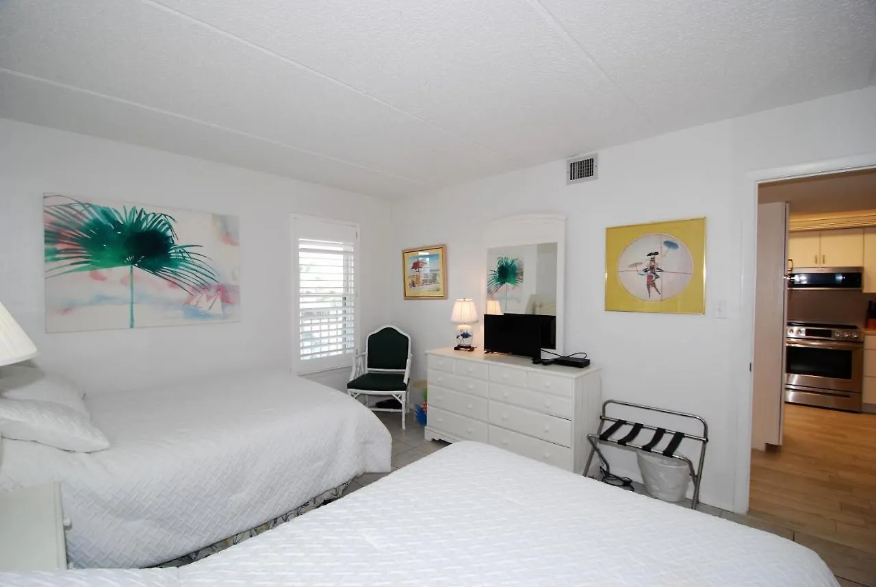Edgewater Unit #303 Apts Apartment
