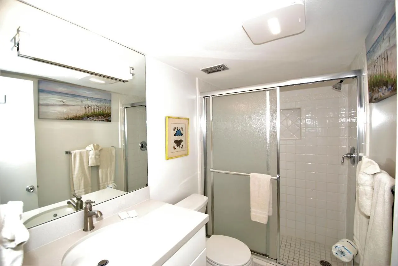 Edgewater Unit #303 Apts Apartment