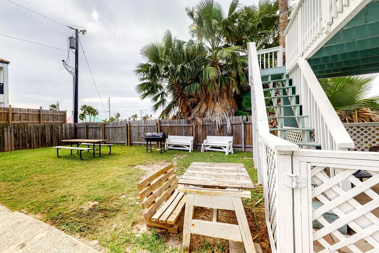 Mesquite Duplex Side B Holiday home *