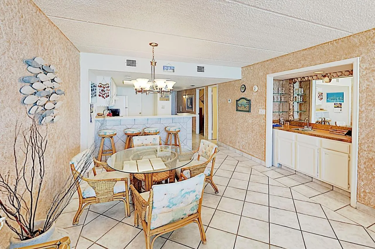 Holiday home Suntide Iii Iv