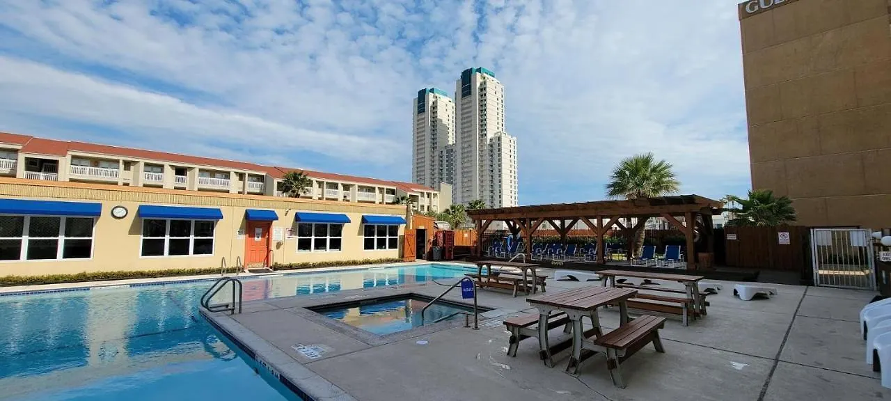 Private Access Pool & Hot Tub Bbq Pits Gulfview Ii #408 * South Padre Island