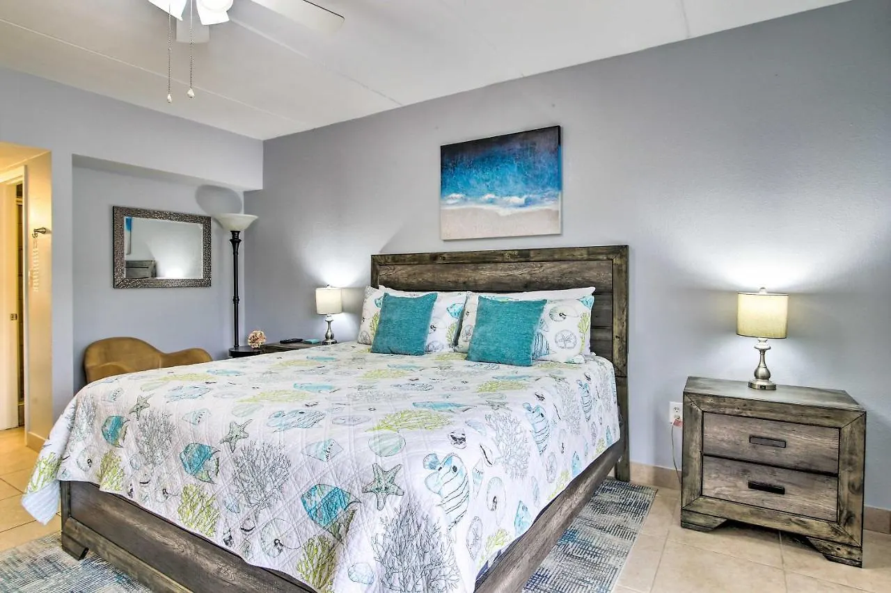 Apartment Sunny Pool-view On South Padre Island!