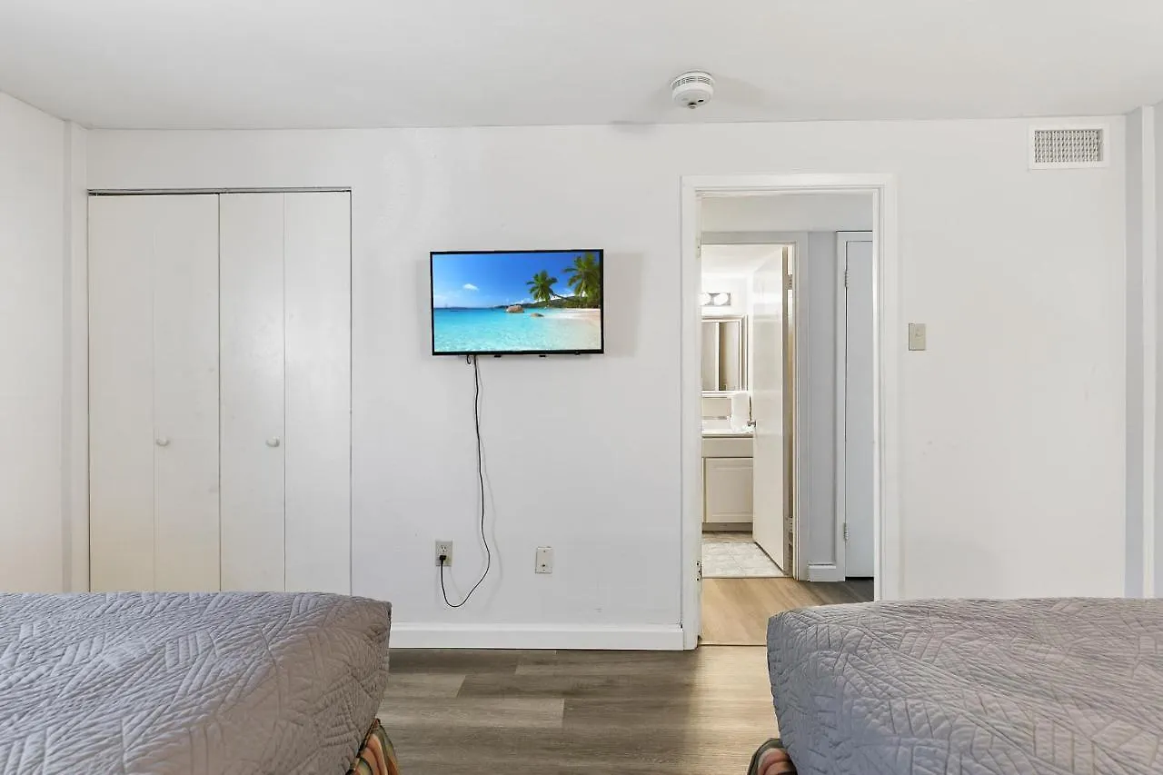 Apartment Vibrant Modern With Large Balcony And Stunning Ocean Views South Padre Island