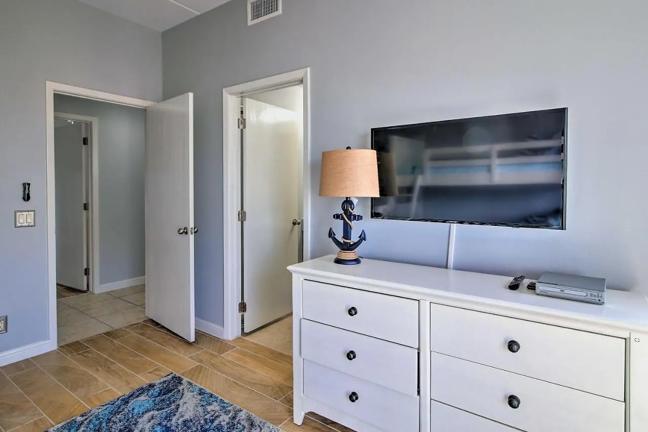 Sunny Spi With Amenities! Apartamento South Padre Island