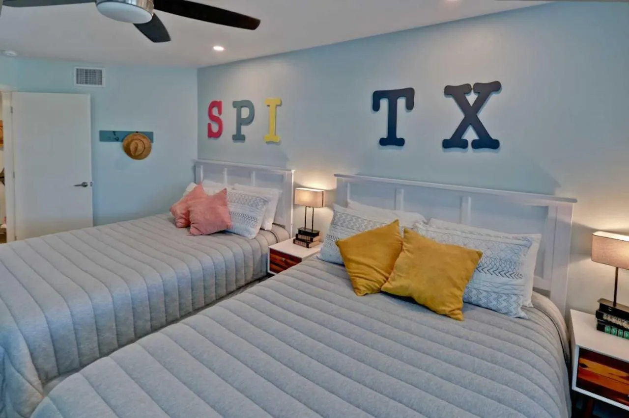 Gulfpoint 3209 Apartment