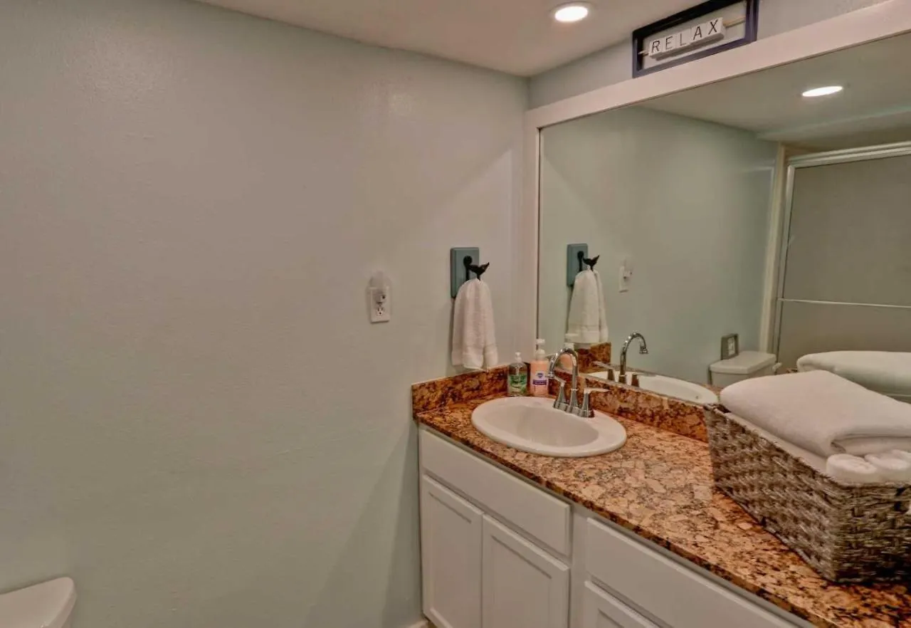 Gulfpoint 3209 Apartment