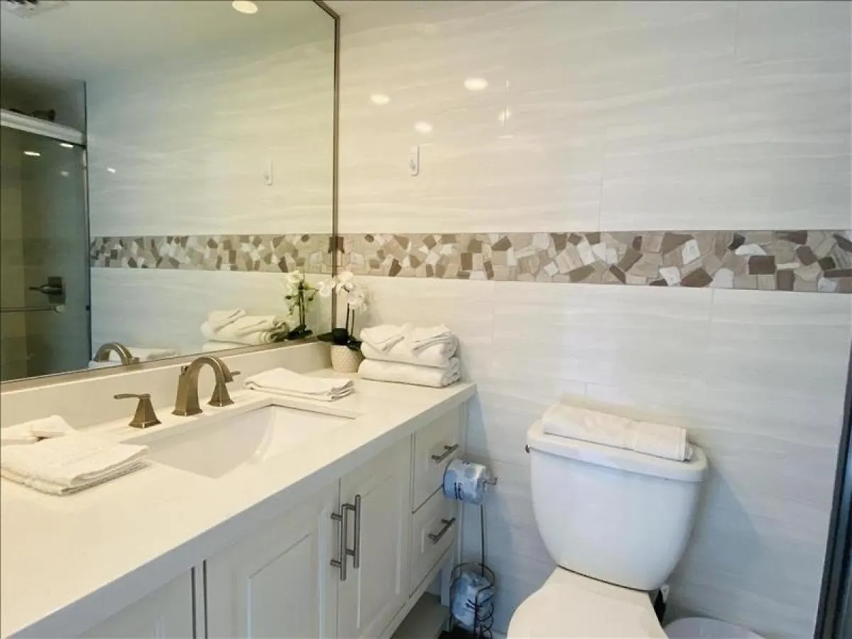Holiday home La Internacional O102 *