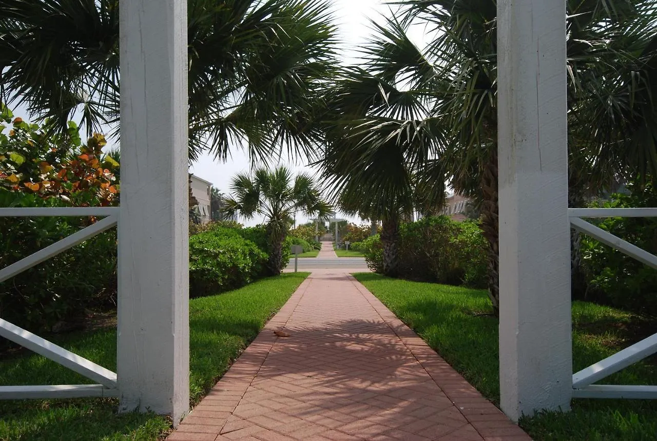 Holiday home Kiskadee - Private Beachhouse Wih Pool