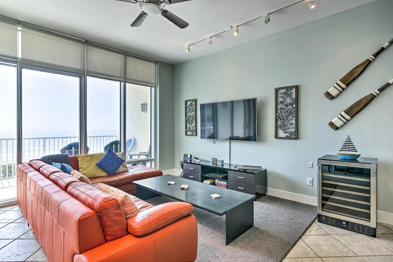 Retreat With Access! Apartment