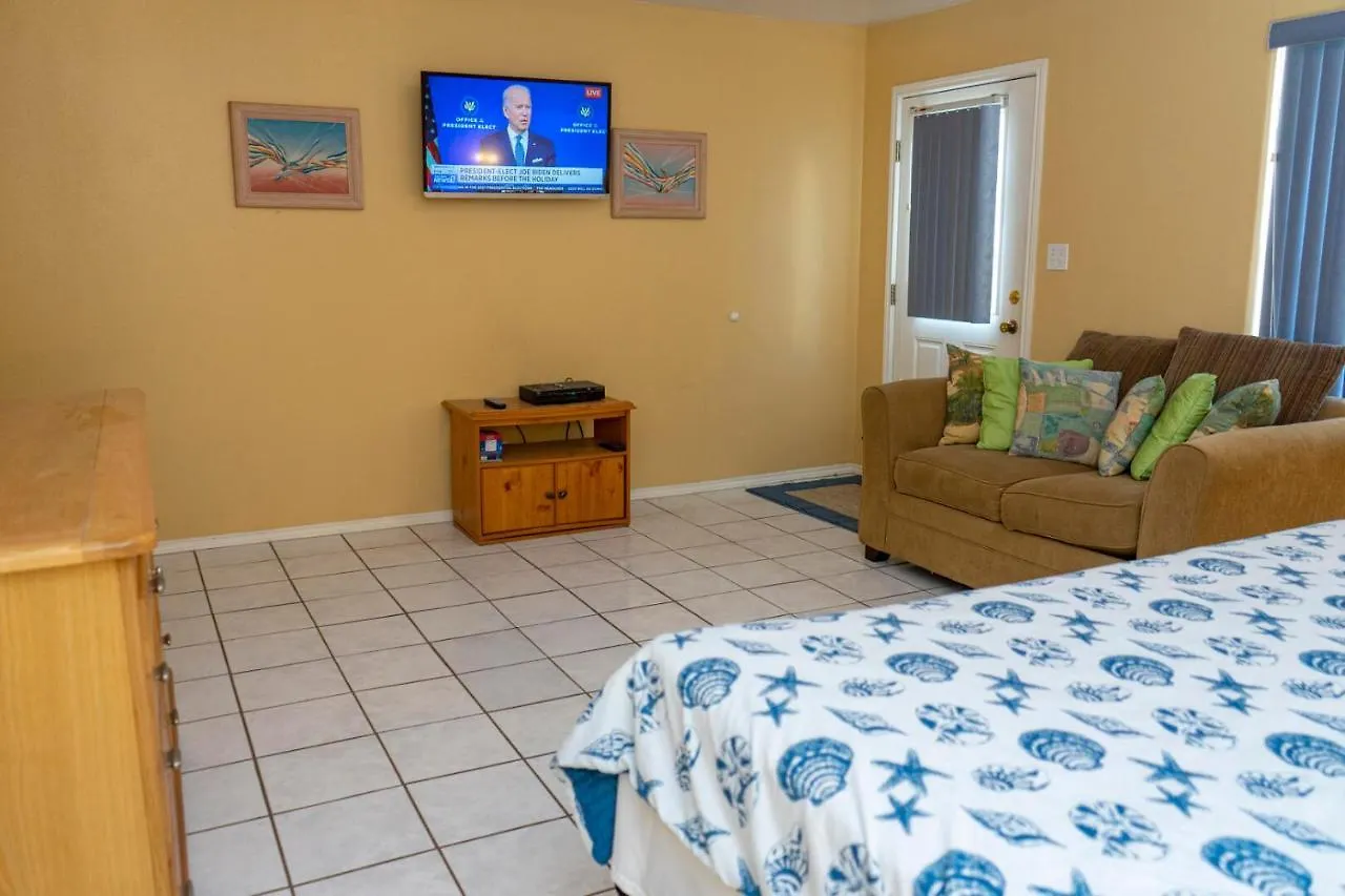 Blue Siren House Holiday home *