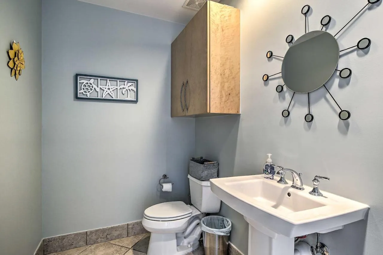 Apartment Retreat With Access! South Padre Island