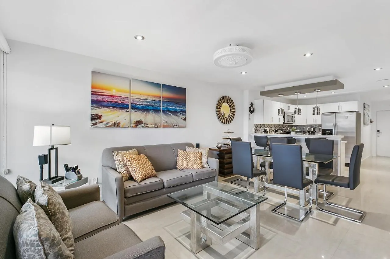 Holiday home Newly Decorated In Beautiful Beachfront