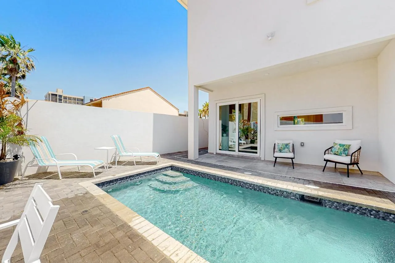 Dolphin Paradise Unit A Holiday home