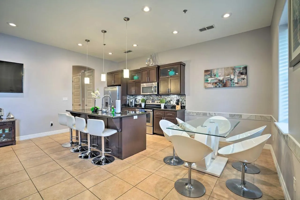 Updated Fiesta Isles With Bay Views And Pool! Apartment