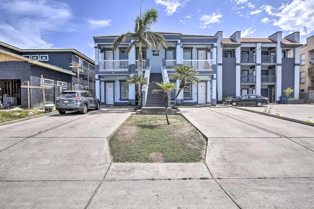 Apartment - 200 Ft To Beach! *