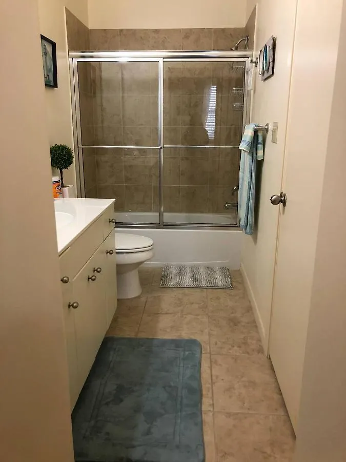 Guest house Cozy & Spacious 10min Walk To *