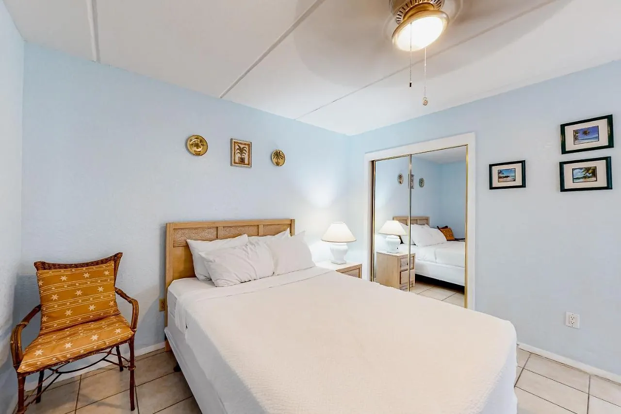 Apartment Continental 201 *