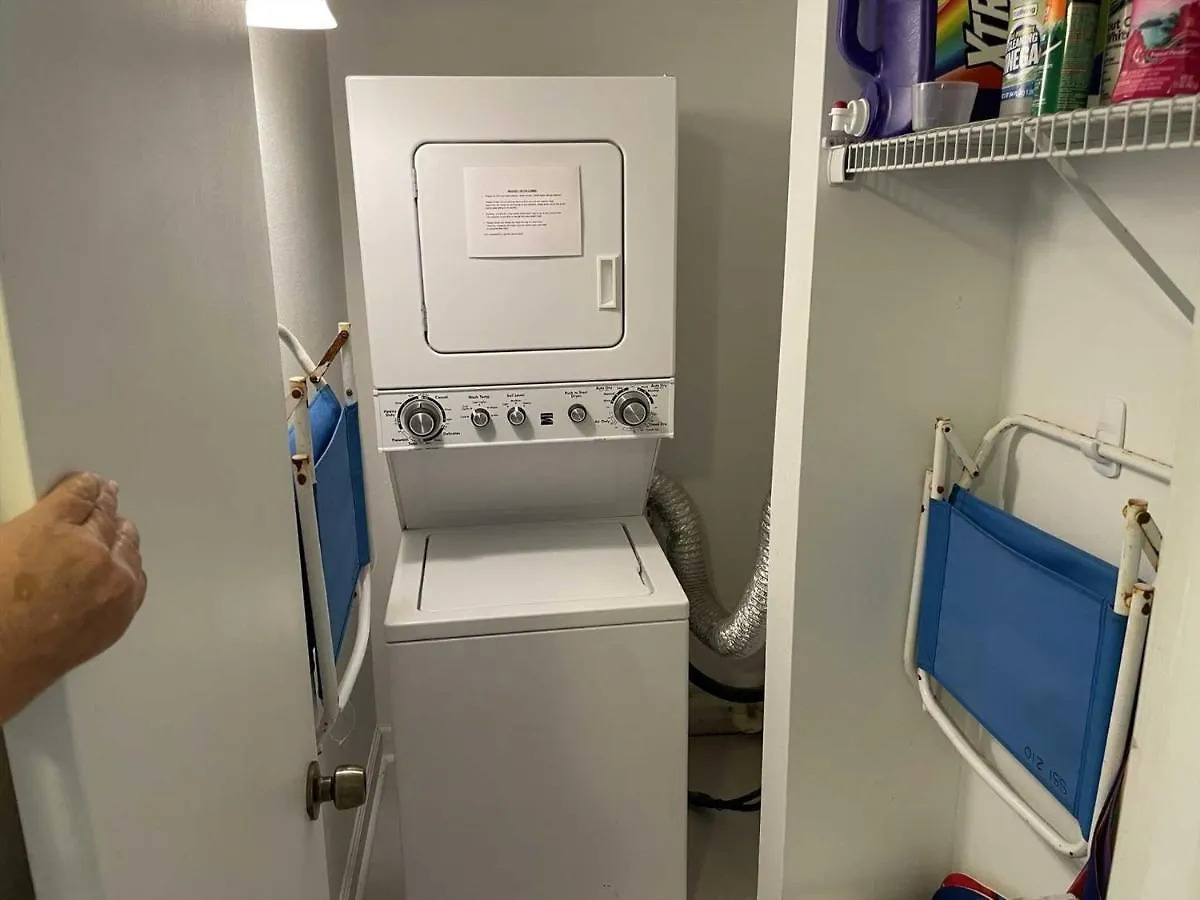 Apartment Surfside I 210