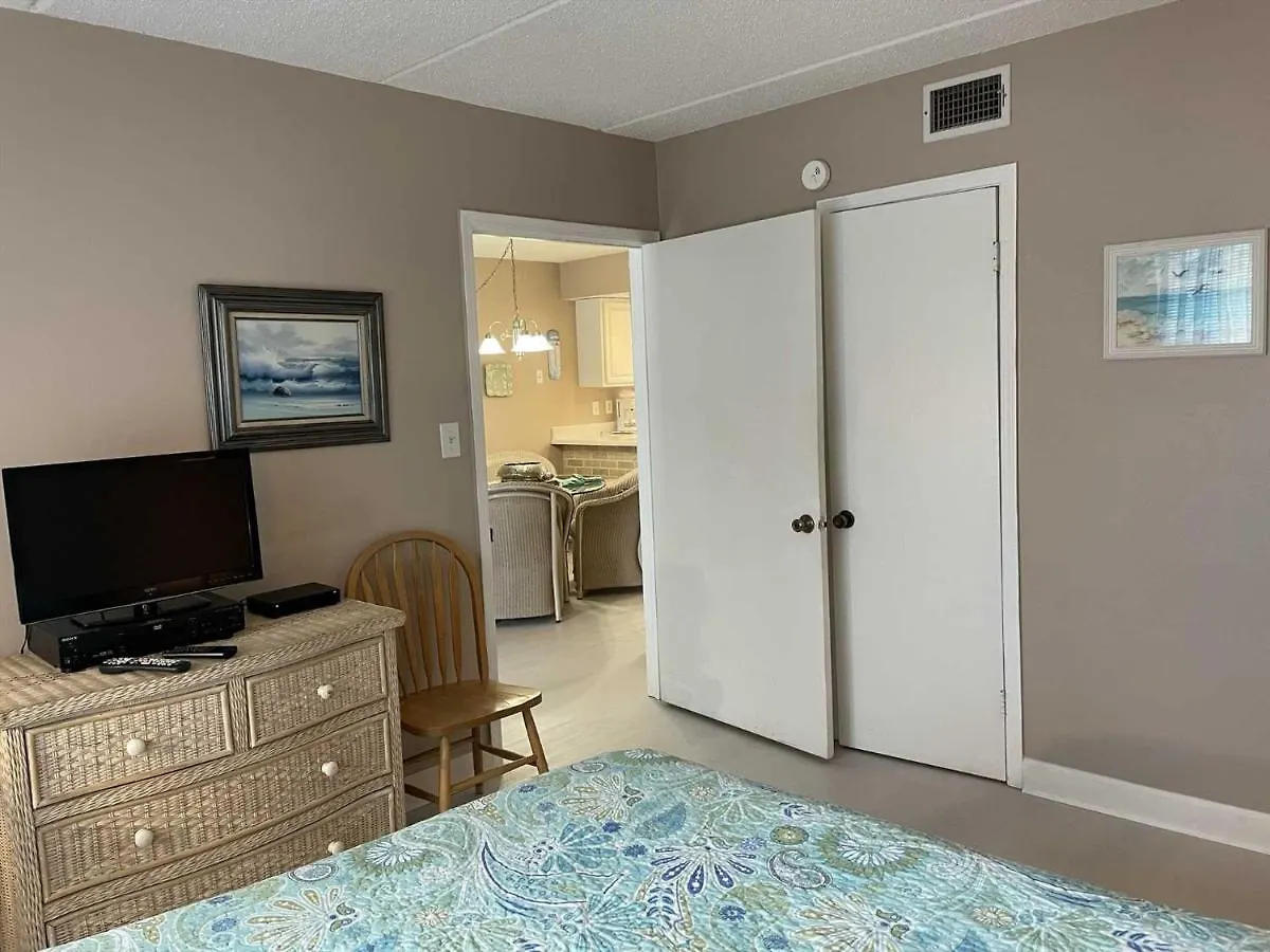 Surfside I 210 Apartment