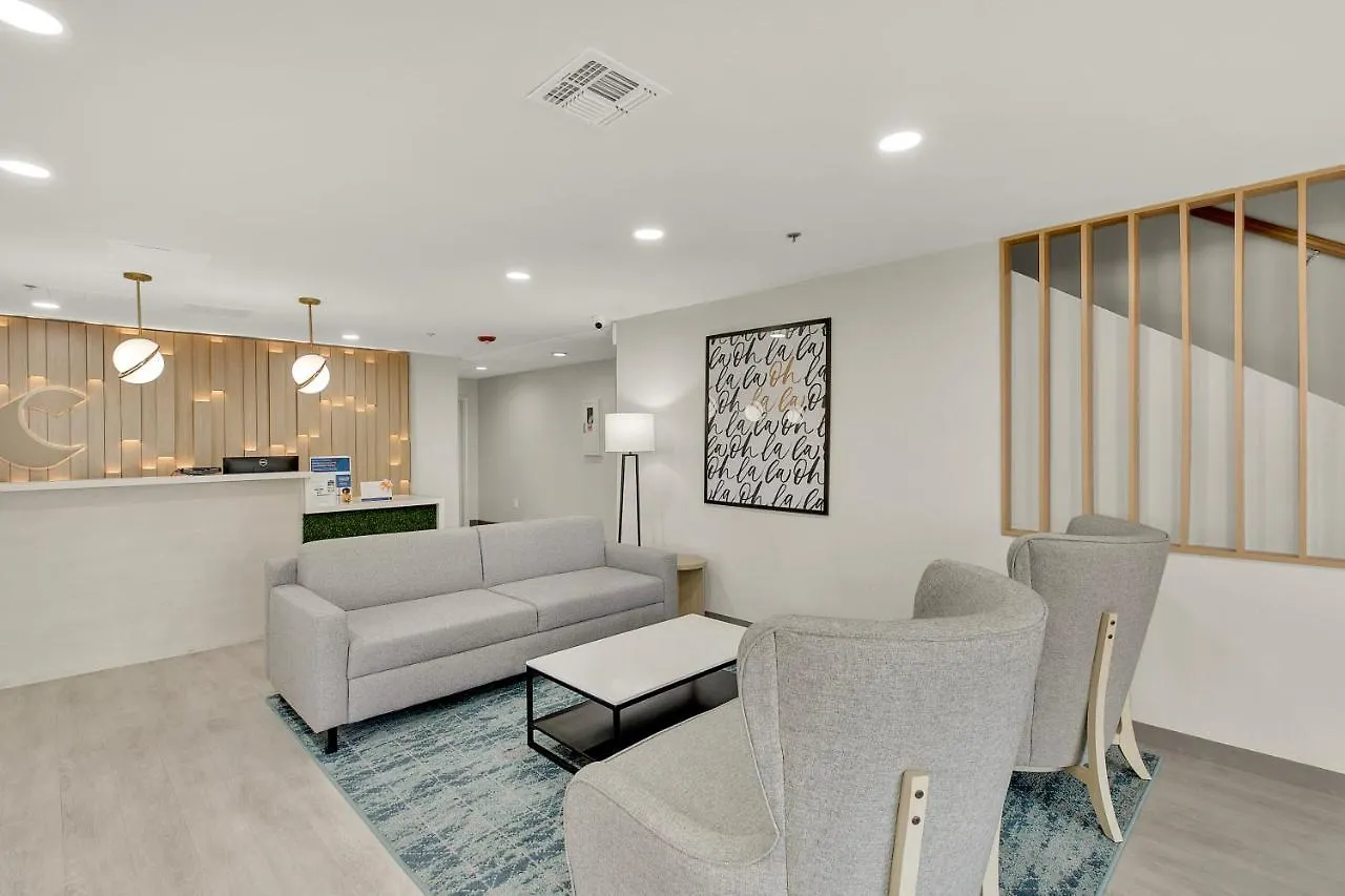 Comfort Inn 2*