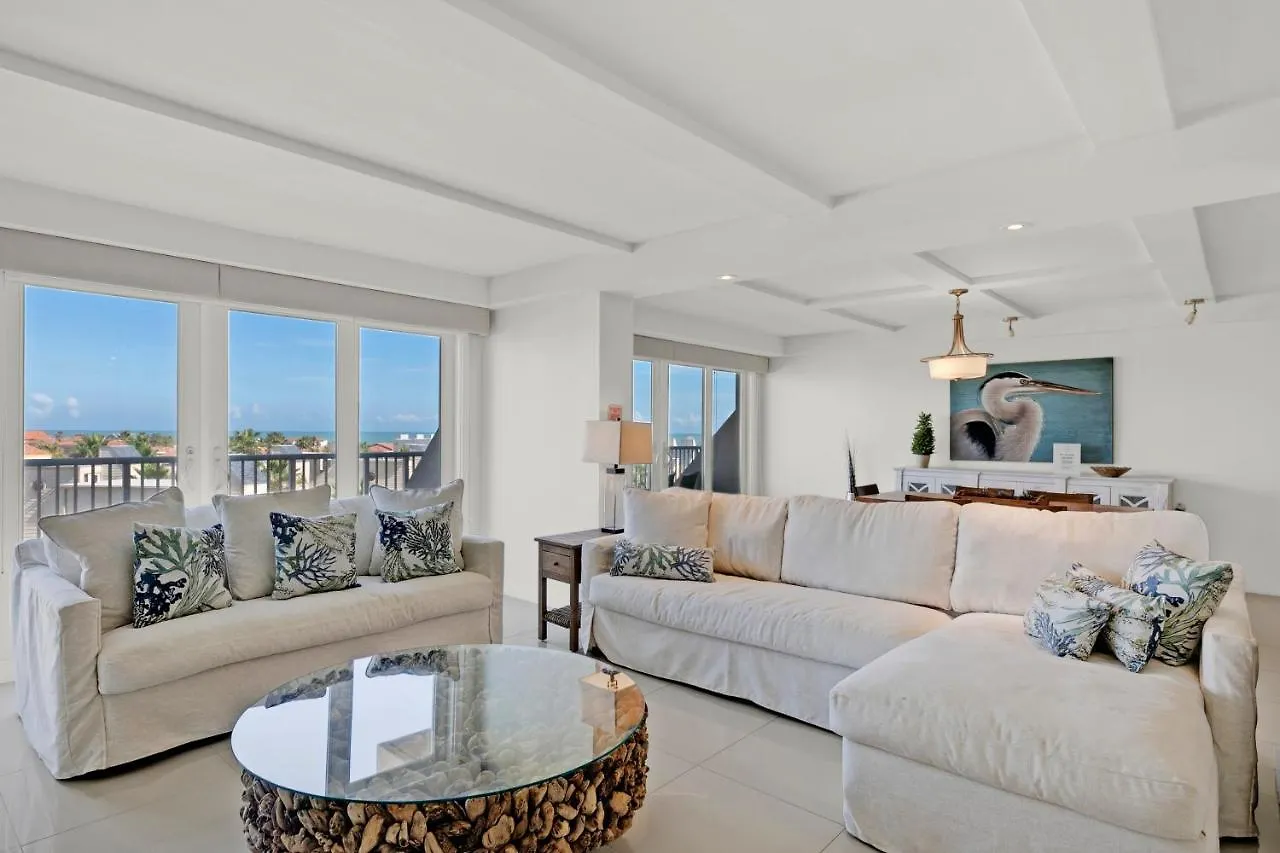 Perfect Oceanview Condo! Enjoy Beachdeck, Shared Pools And Jacuzzi South Padre Island