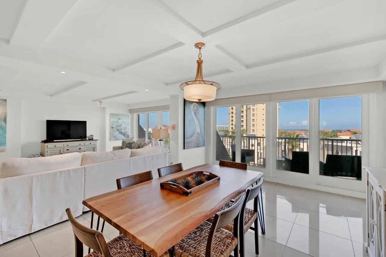 Apartment Perfect Oceanview Condo! Enjoy Beachdeck, Shared Pools And Jacuzzi