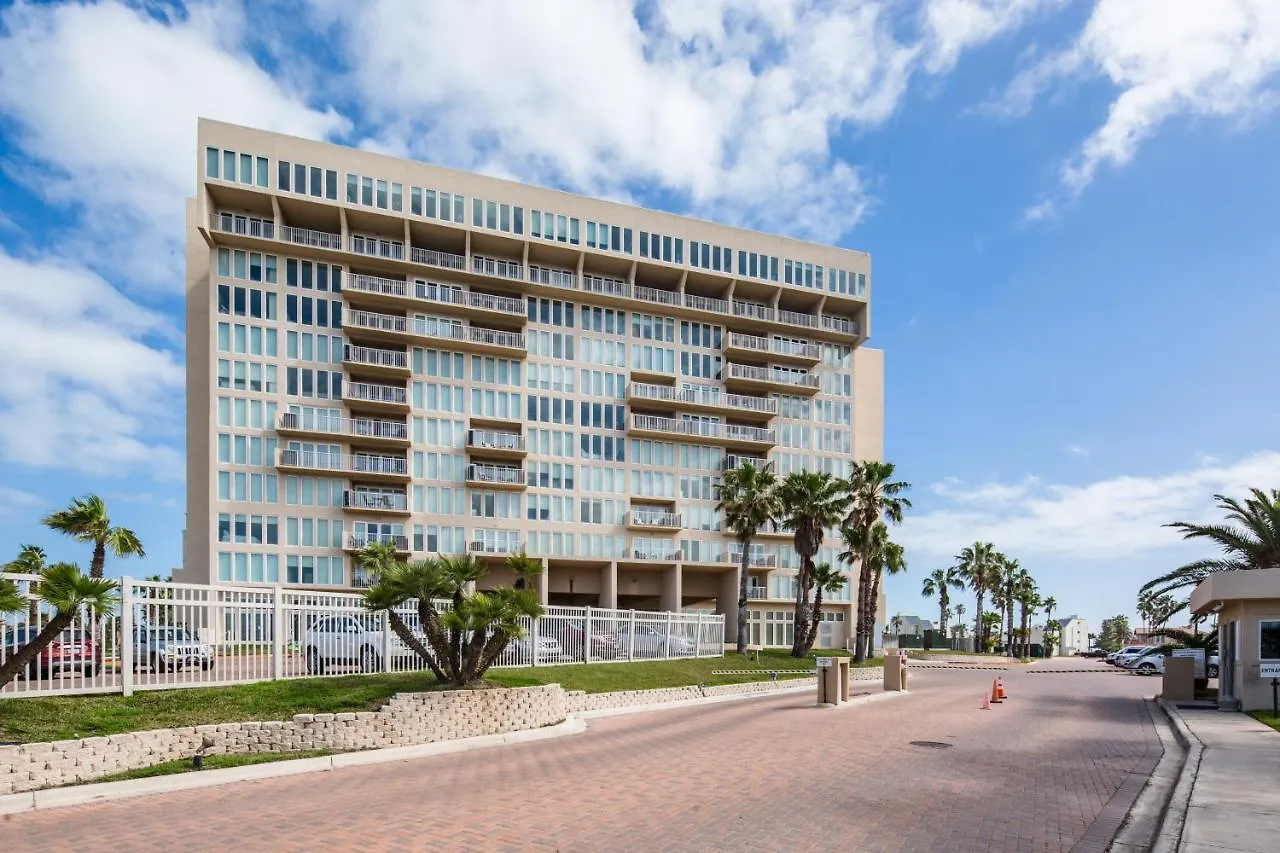 Perfect Oceanview Condo! Enjoy Beachdeck, Shared Pools And Jacuzzi South Padre Island