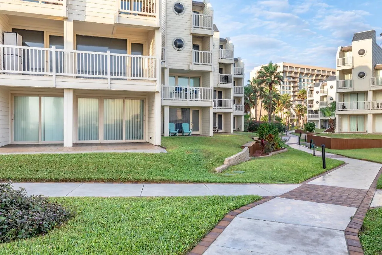 Perfect Oceanview Condo! Enjoy Beachdeck, Shared Pools And Jacuzzi Apartment *