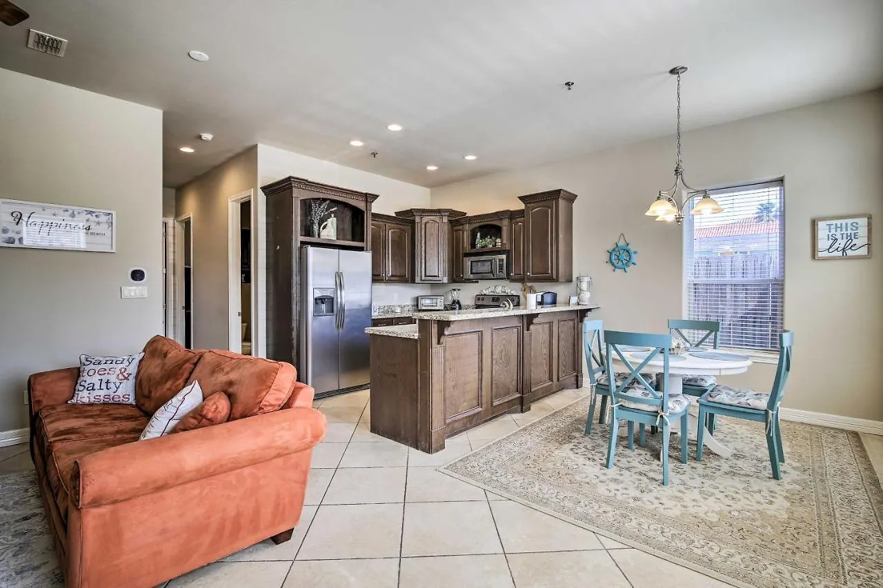 Apartment Texas With Outdoor Pools - Walk To Beach! South Padre Island