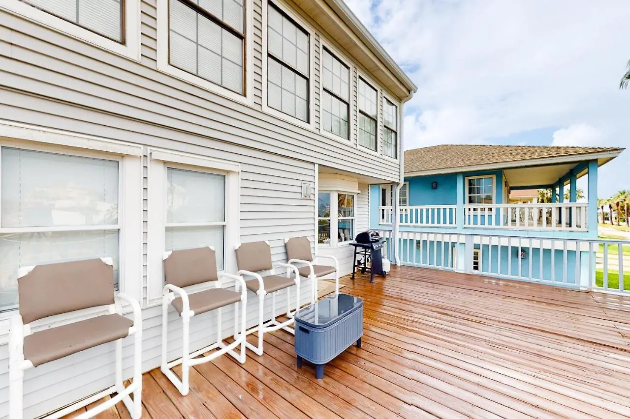 Serenity At Saturn Lane Holiday home *