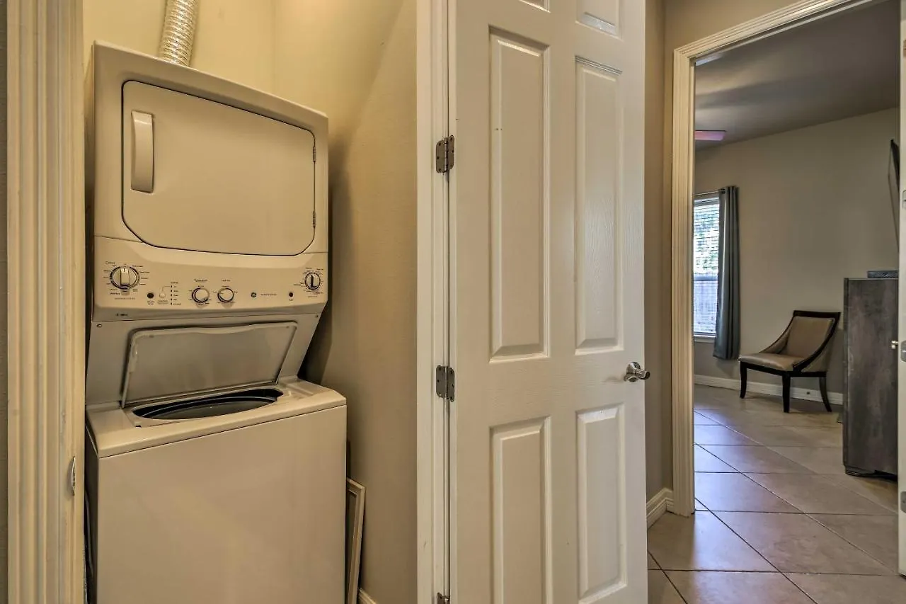 Apartment Texas With Outdoor Pools - Walk To Beach! South Padre Island