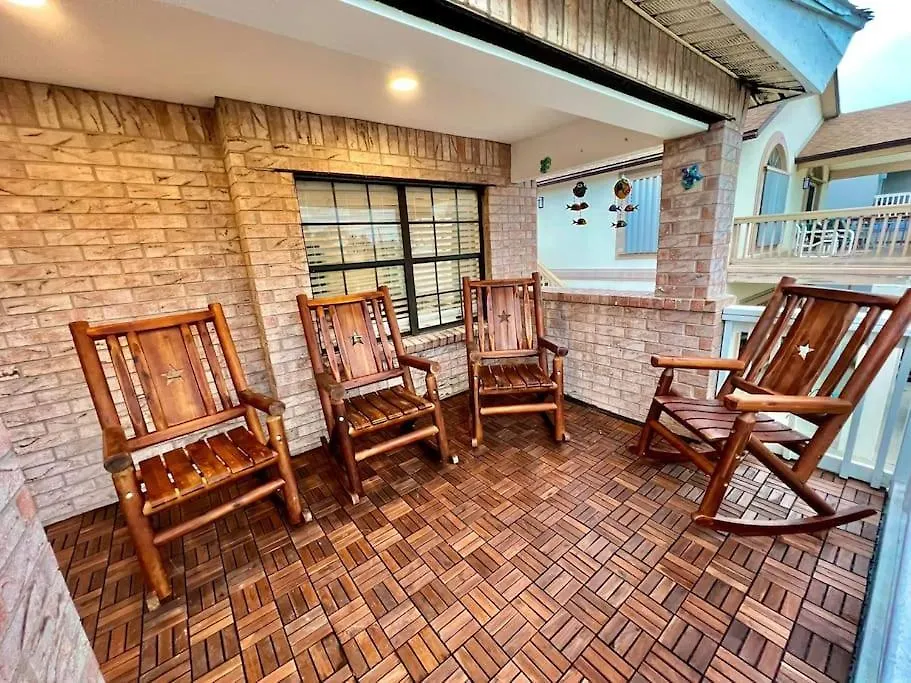 Zula Del Mar: Beachfront With Pool For Large Groups * South Padre Island