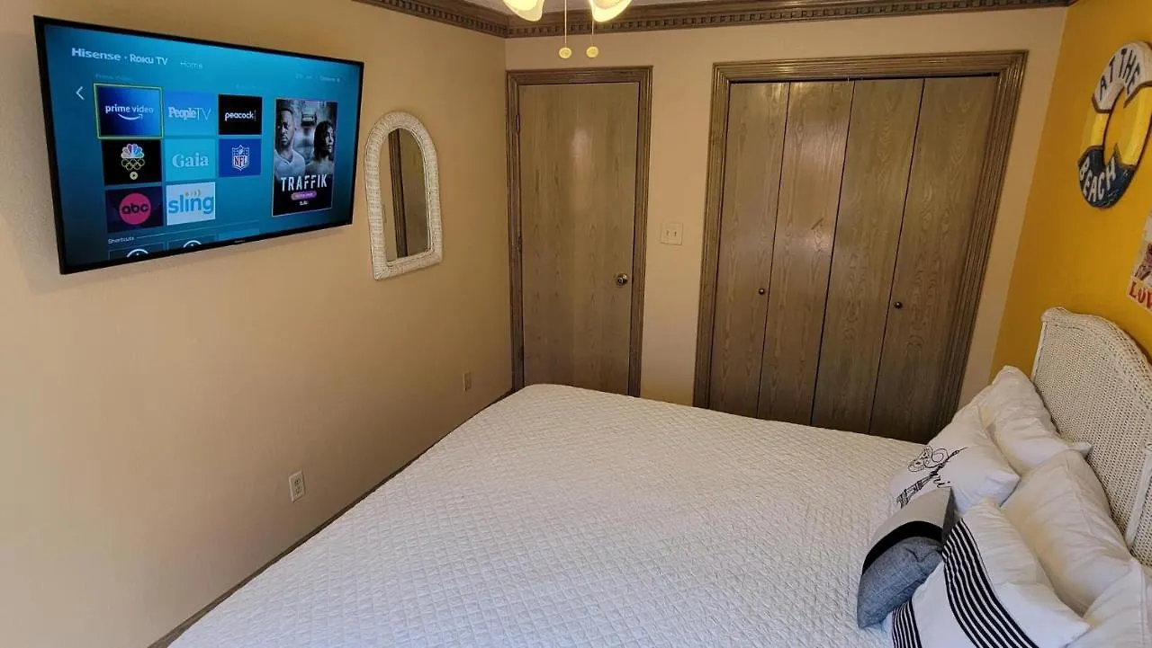 Campeche Triplex Unit B * South Padre Island