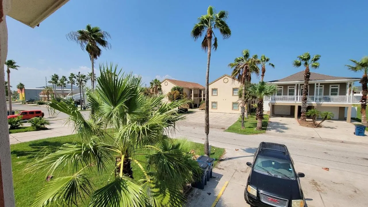 Campeche Triplex Unit C Holiday home South Padre Island