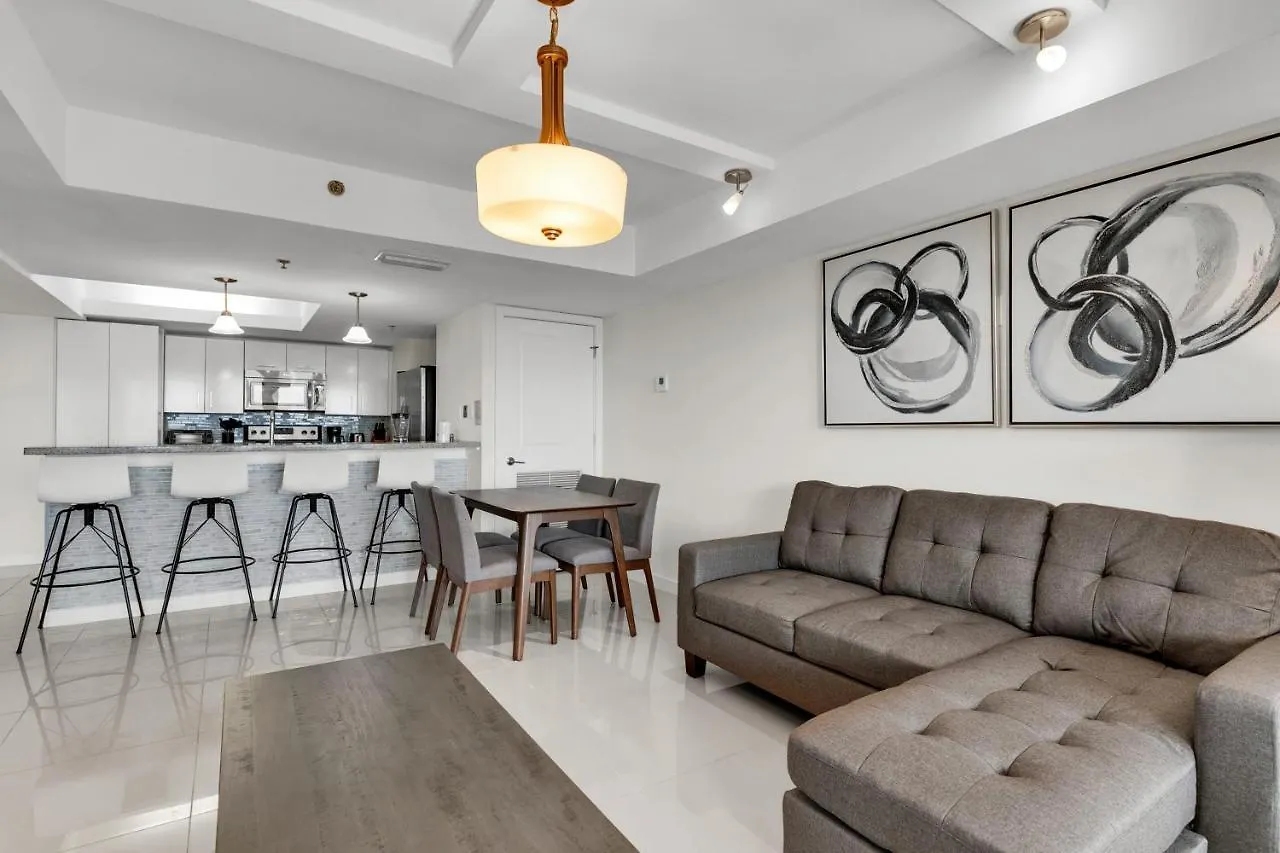 Panoramic Island View! New 1 Bedroom Spacious In Beachfront Apartment *