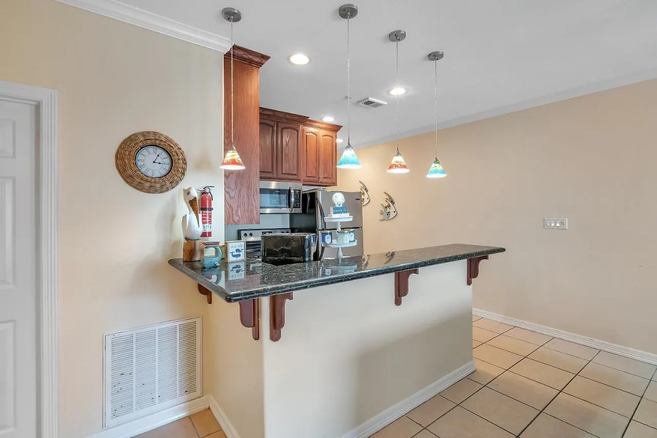 Apartment 129 E Cora Lee Dr, #203