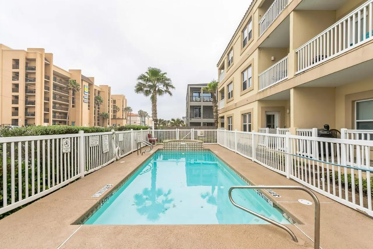 129 E Cora Lee Dr, #203