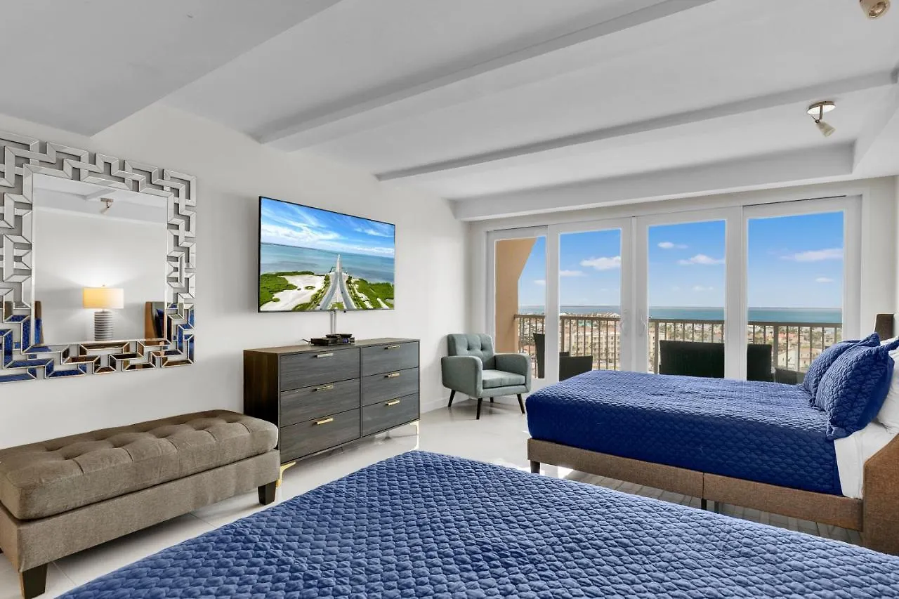 Apartment Panoramic Island View! New 1 Bedroom Spacious In Beachfront *