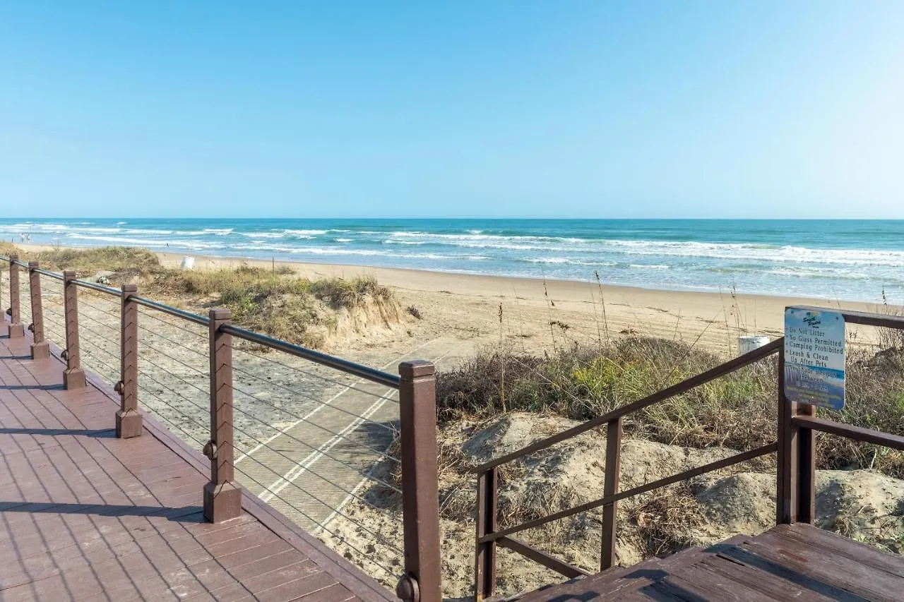 Panoramic Island View! New 1 Bedroom Spacious In Beachfront Apartment *
