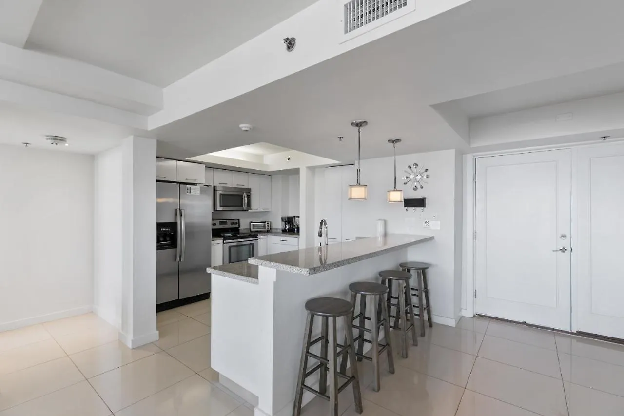Enjoy A Perfect Bayview! Beachfront With Shared Pools * South Padre Island