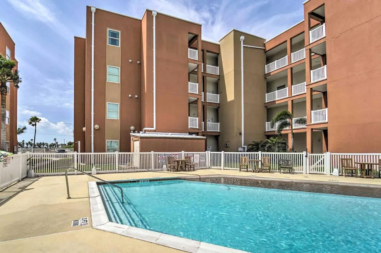 Walk To Beach! Apartment *
