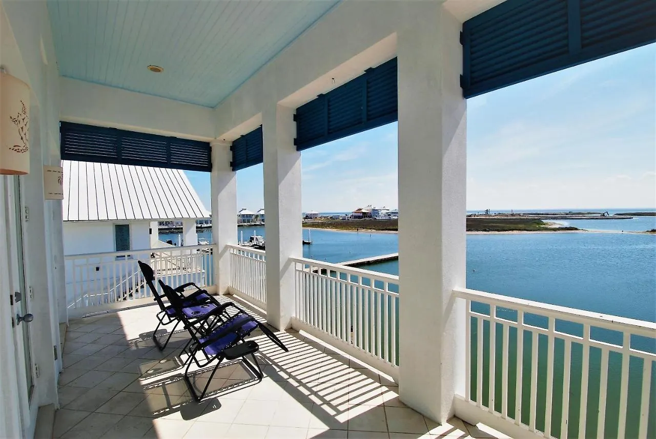 Holiday home Avalon - Townhouse At The Shores