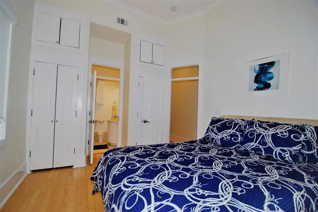 Avalon - Townhouse At The Shores
