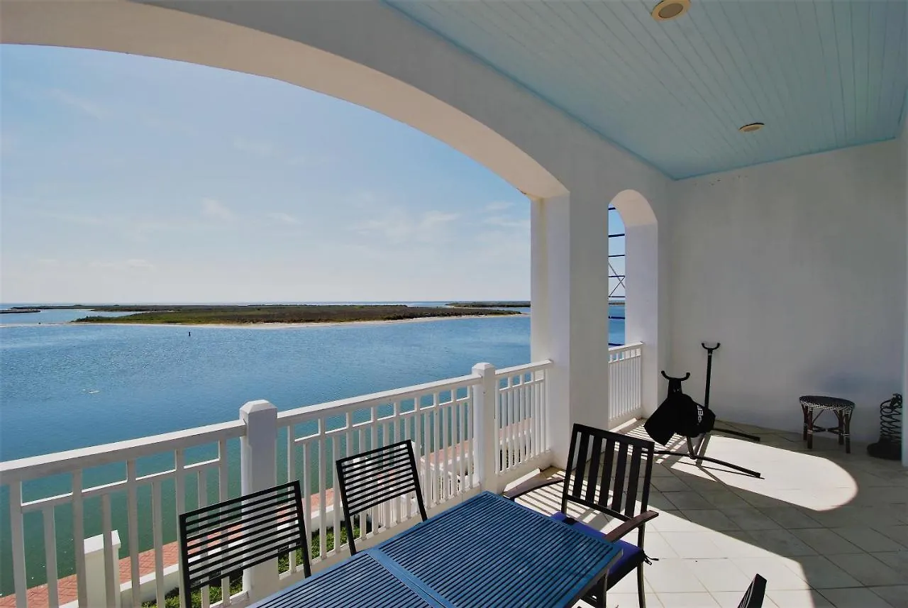 Avalon - Townhouse At The Shores Holiday home