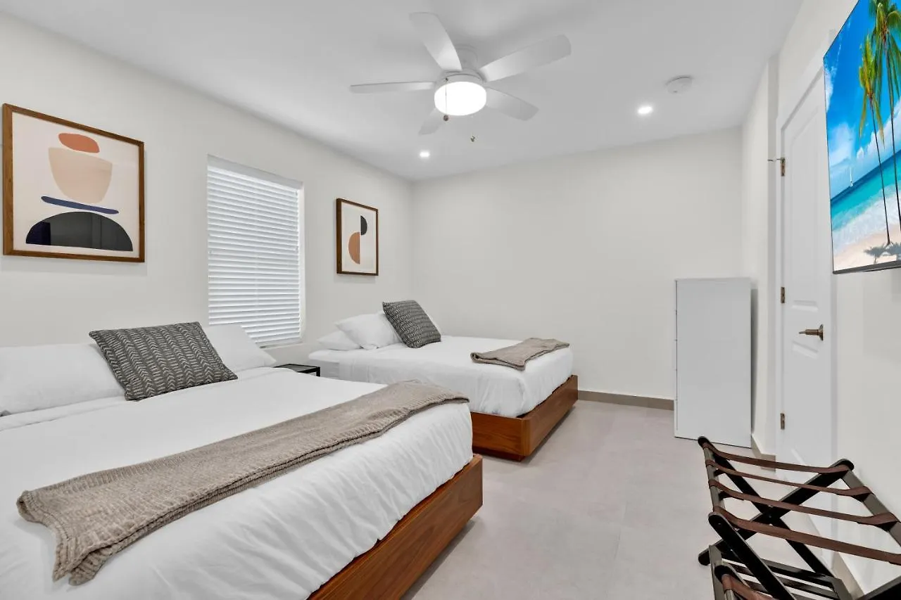 Apartment 4 Bd Luxury Beachfront With Private Pool &terrace South Padre Island