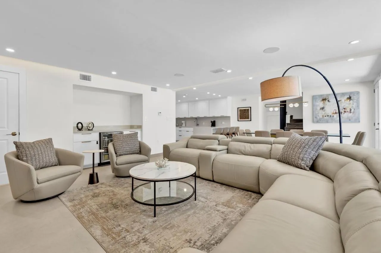 4 Bd Luxury Beachfront With Private Pool &terrace