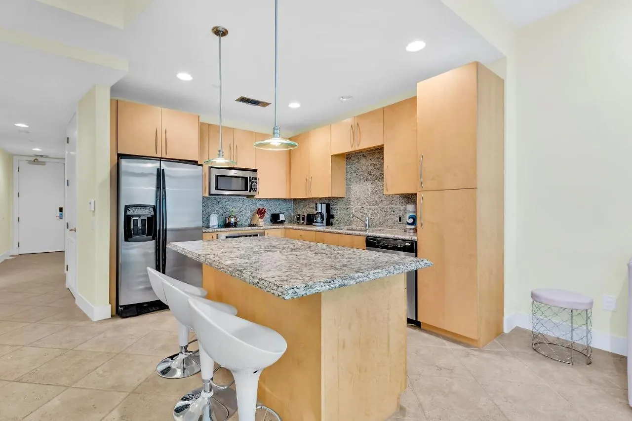Apartment Sapphire #806 *