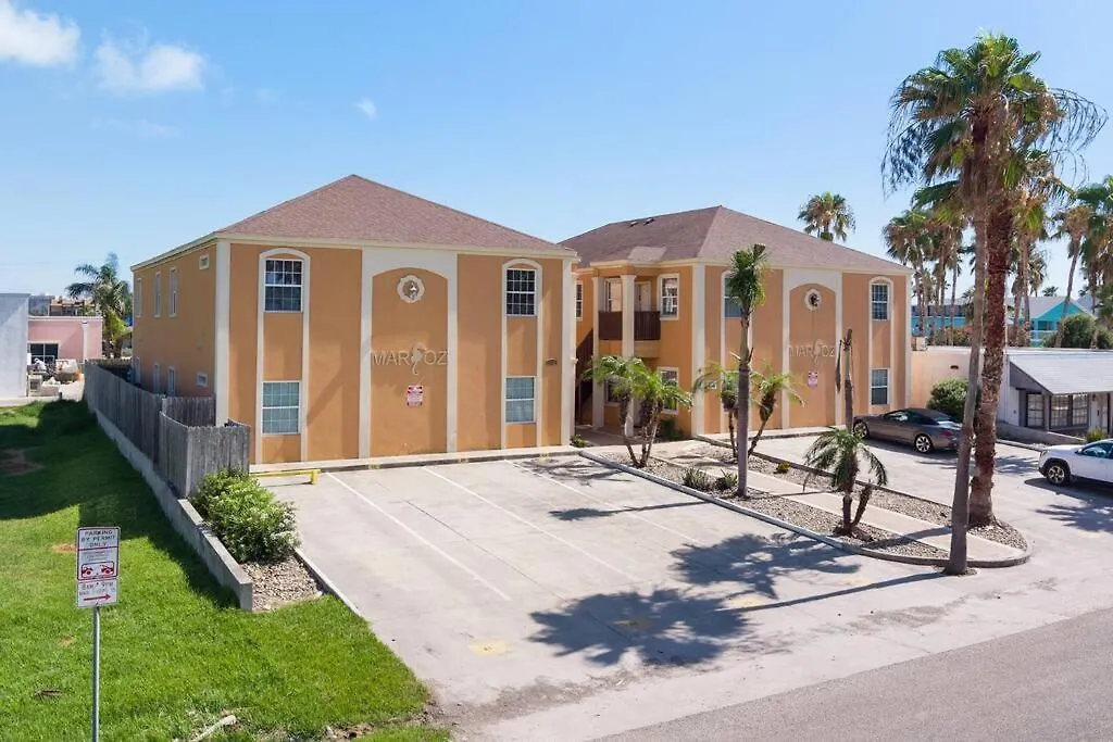 Luxury 3 Bed 2 Bath 1st Floor Near