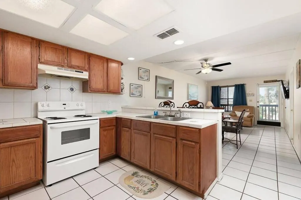 2 Bed 2 Bath By With Pool Holiday home South Padre Island