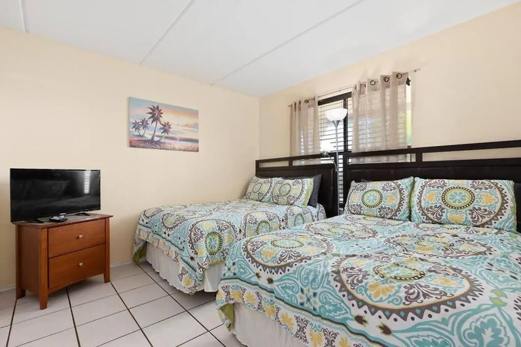 Holiday home 2 Bed 2 Bath By With Pool *